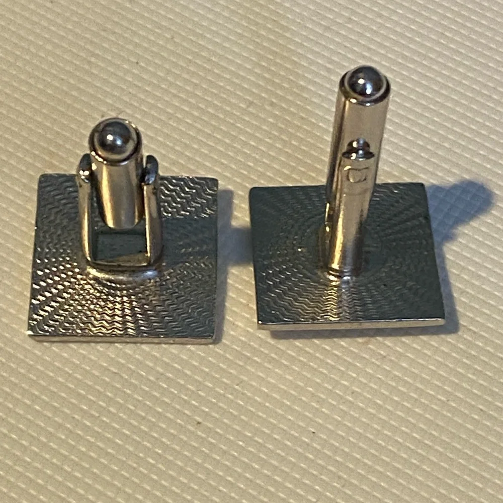 Vintage Silver Tone Square Cufflinks / Cuff Links